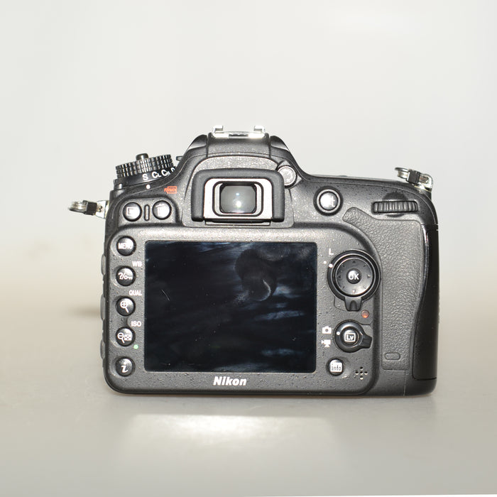 NIKON D 7200 + 18-140mm F 3.5-5.6 VR - SCATTI 15970 - USATO