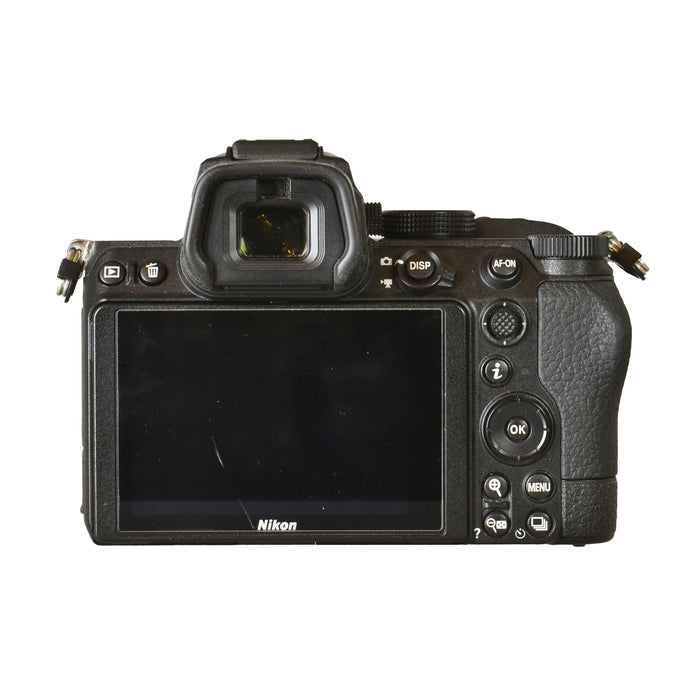 NIKON Z5 CORPO SCATTI 25.587 - USATO