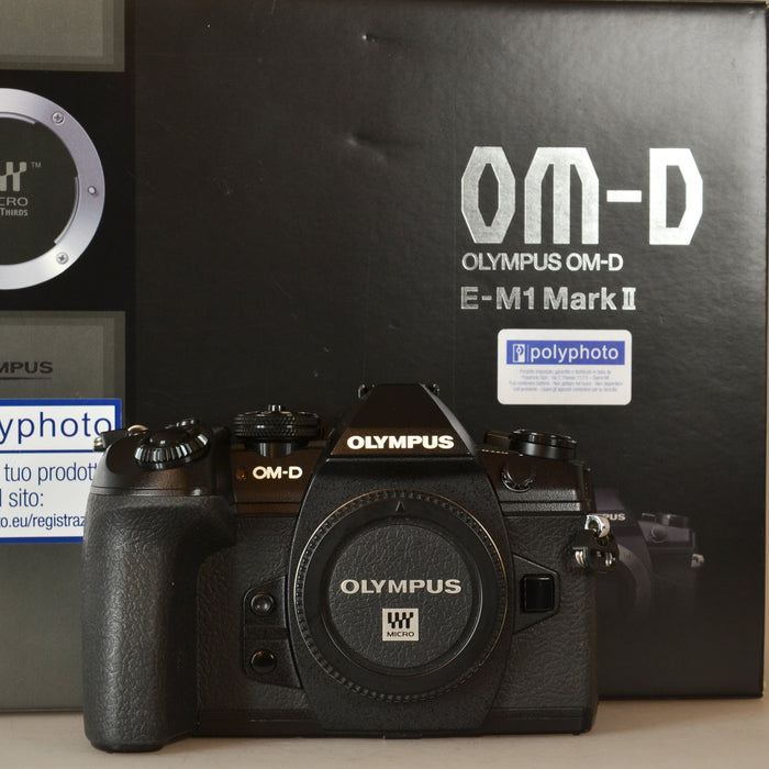 OLYMPUS E M1 MARK II CORPO  63.000 SCATTI - USATO