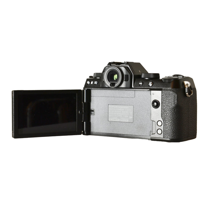 FUJI  X S-10 +XF 18-55mm F 2.8-4 R LM OIS SCATTI 7.100 - USATO