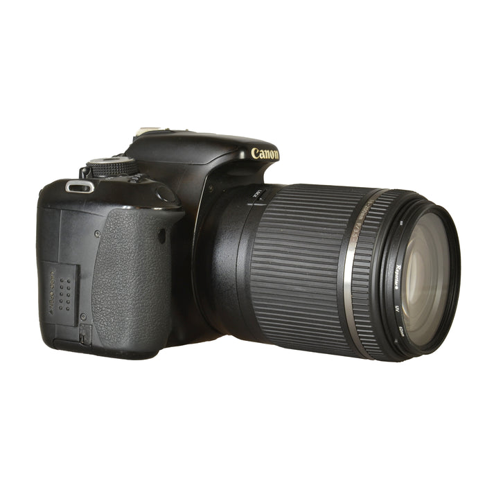 CANON EOS 600D + TAMRON 18-200mm F3,5-6,3 VC - USATO