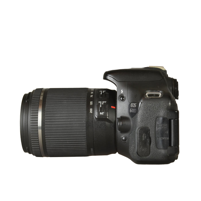 CANON EOS 600D + TAMRON 18-200mm F3,5-6,3 VC - USATO